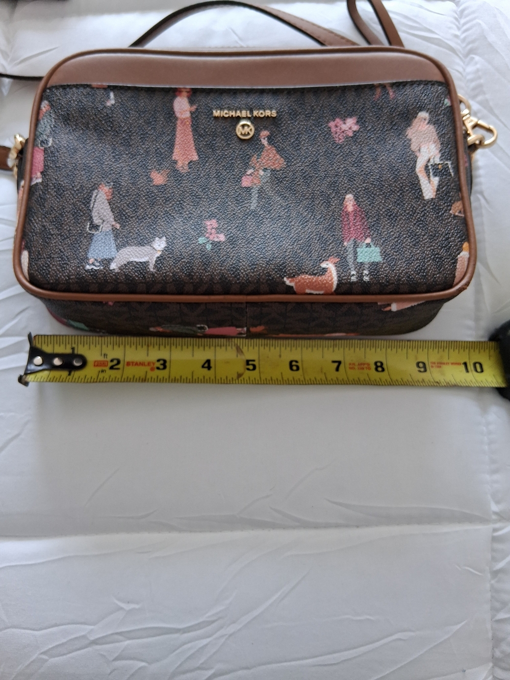 Michael Kors Jet Set Girls Crossbody Bag. - Picture 8 of 11